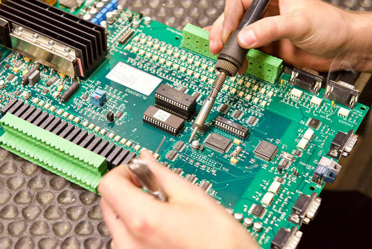 Vorbeugende Instandhaltung von Steuerungs- und Antriebstechnik