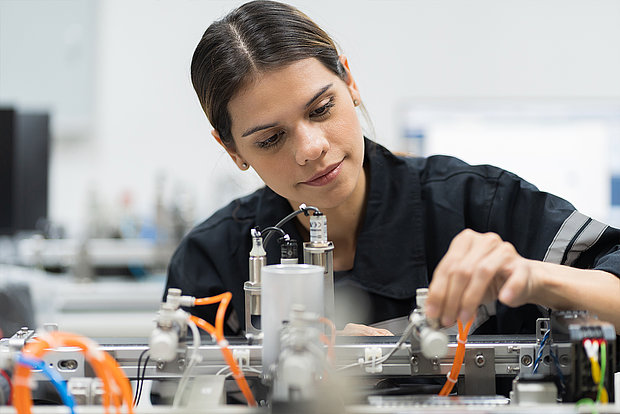 Arbeiten bei Eisner Industrieelektronik – offene Stellen